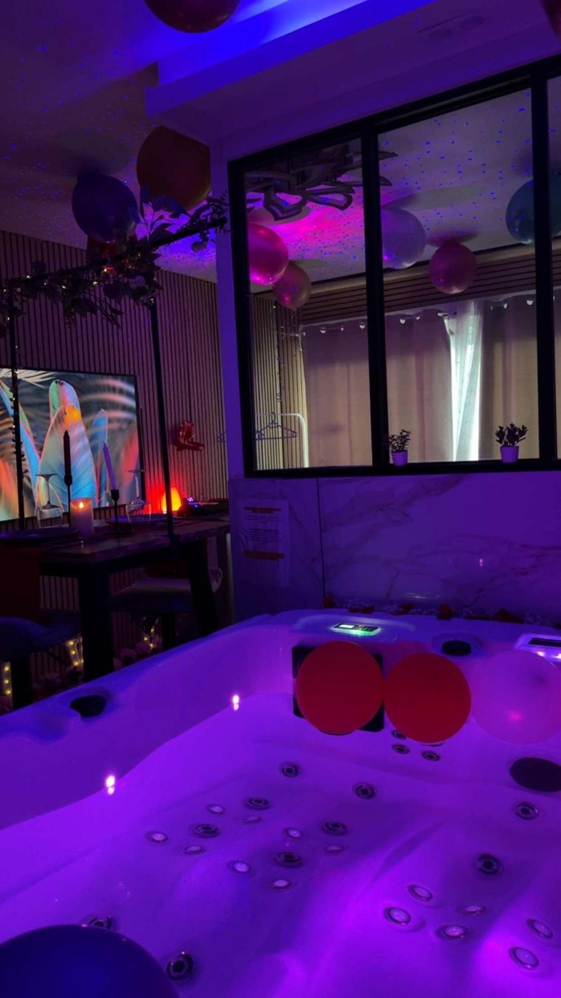 Love Room Nantais Ναντ Εξωτερικό φωτογραφία