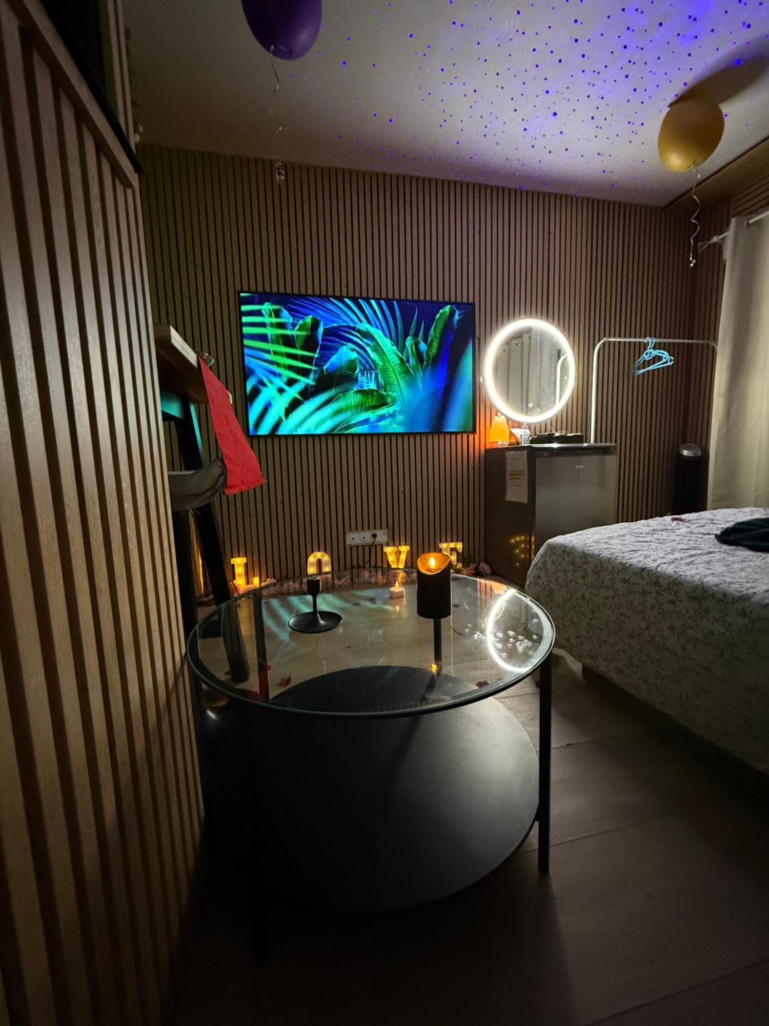 Love Room Nantais Ναντ Εξωτερικό φωτογραφία