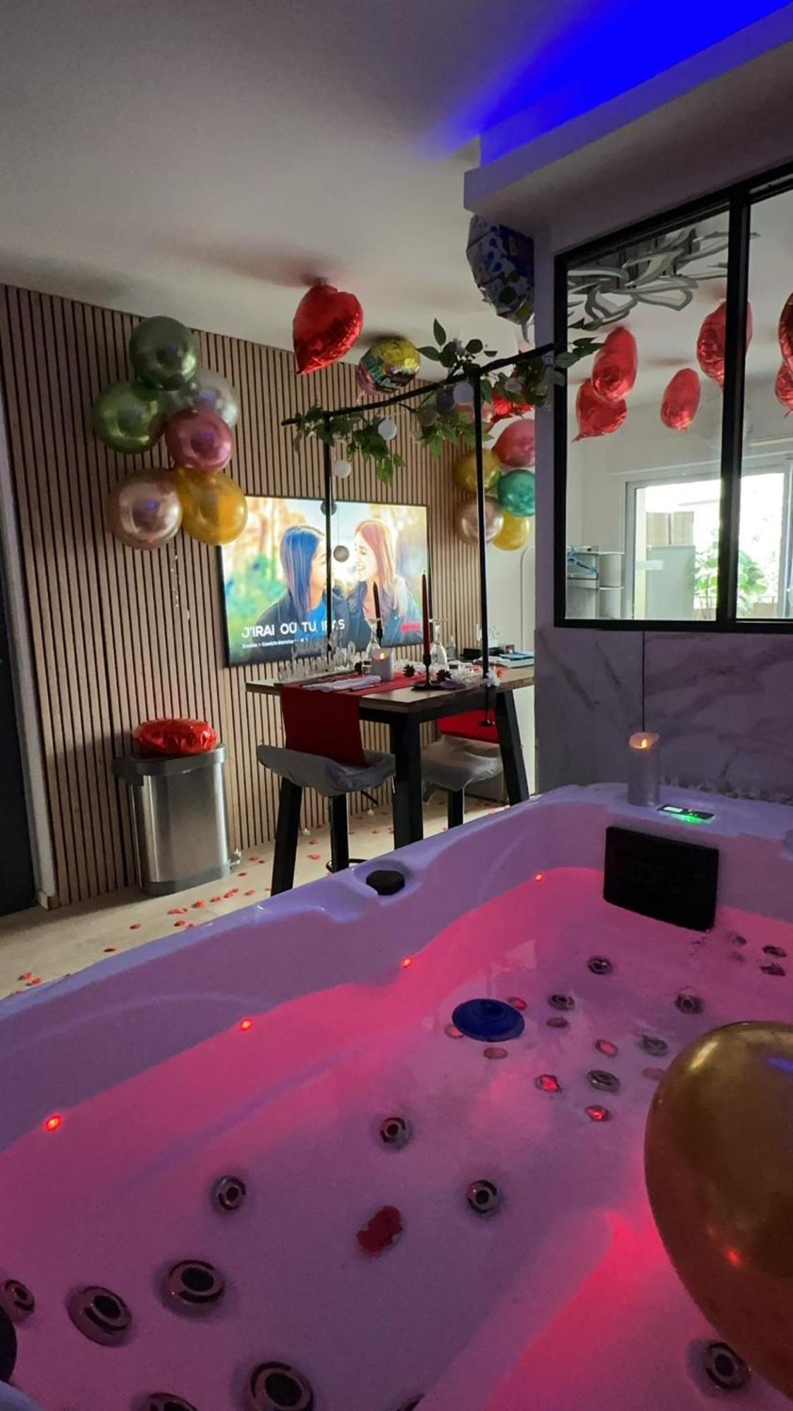 Love Room Nantais Ναντ Εξωτερικό φωτογραφία