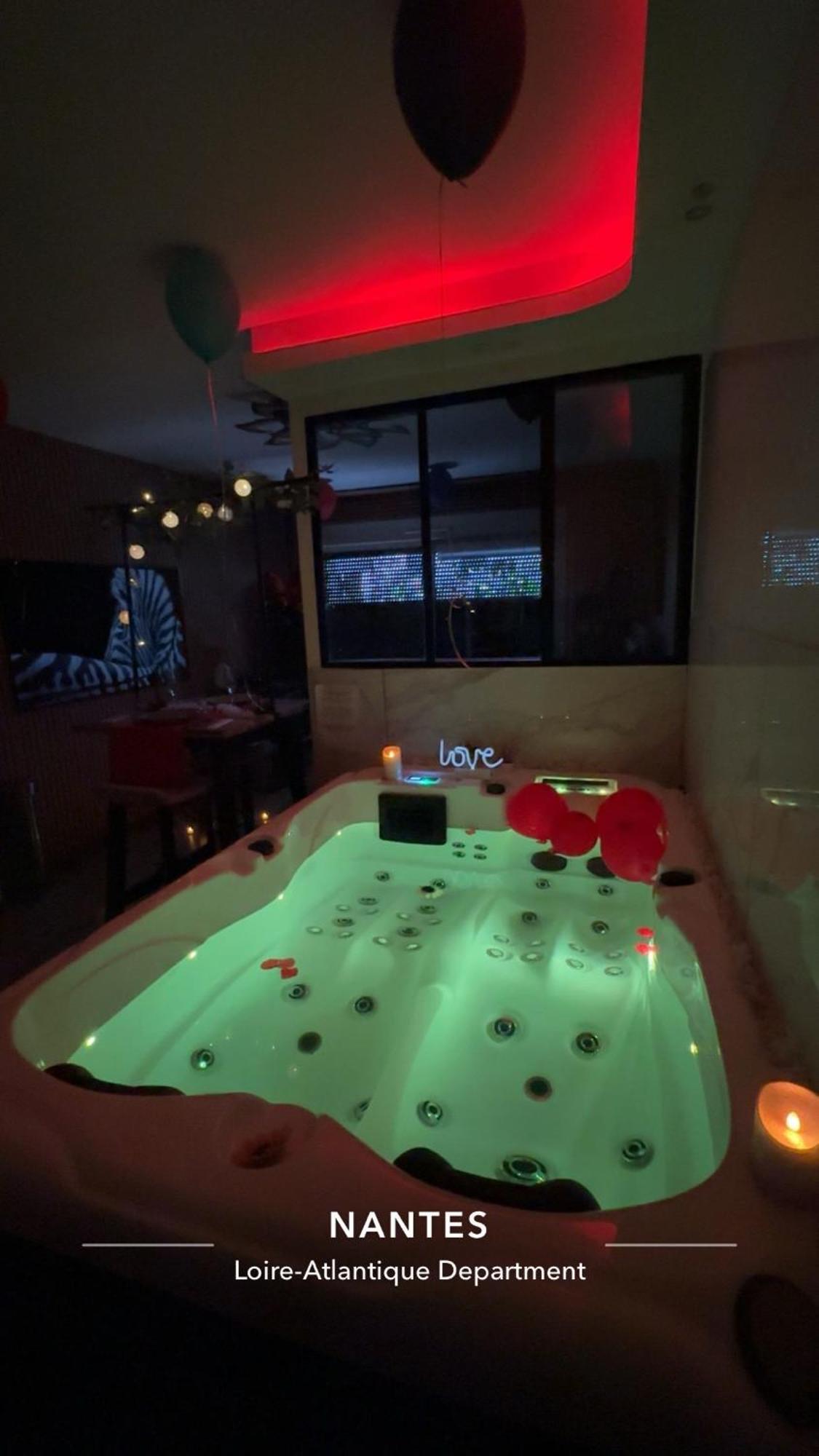 Love Room Nantais Ναντ Εξωτερικό φωτογραφία