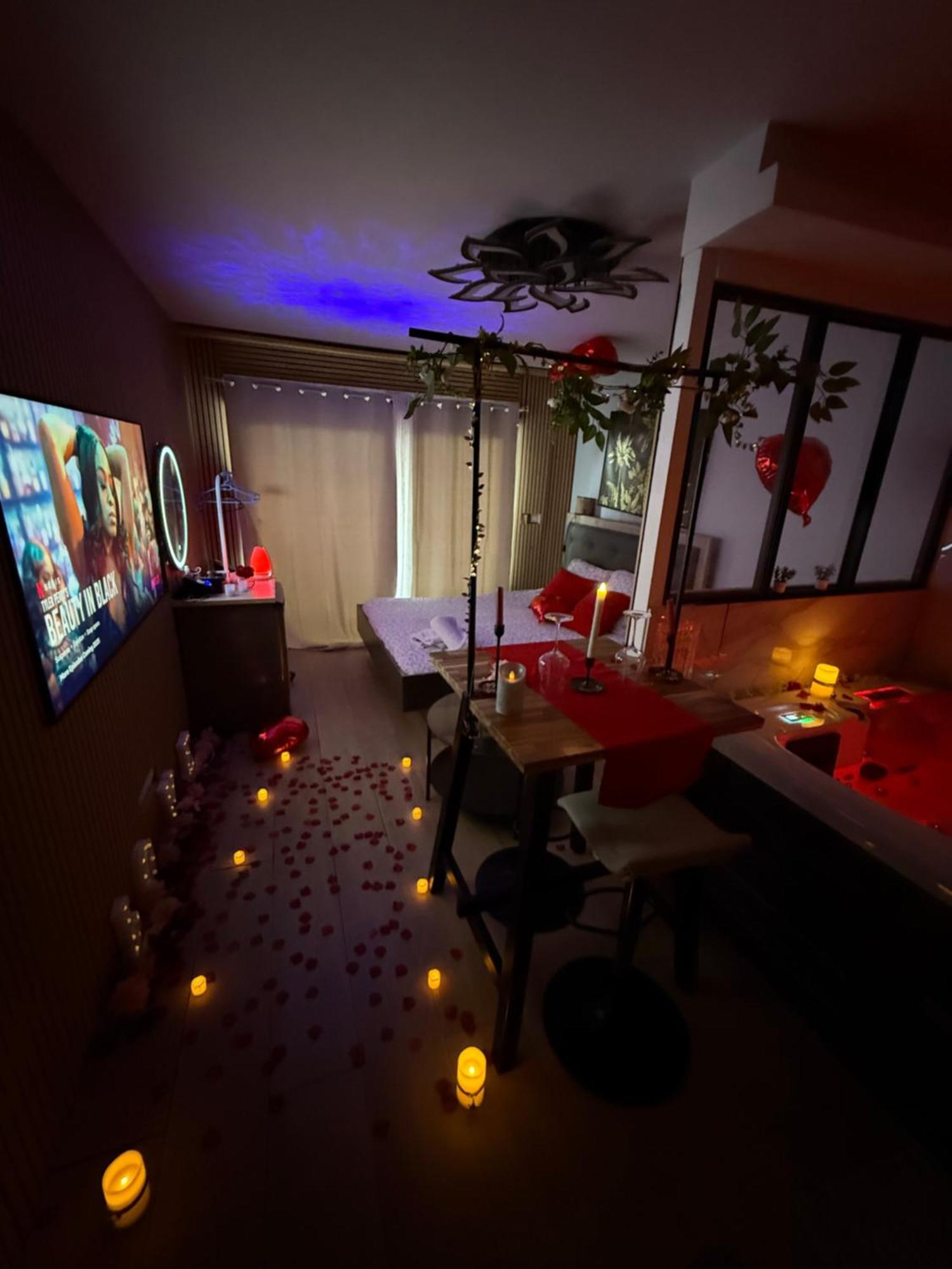 Love Room Nantais Ναντ Εξωτερικό φωτογραφία